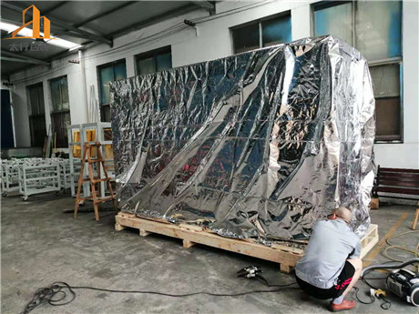 常州機(jī)械廠家木箱真空打包現(xiàn)場(chǎng)