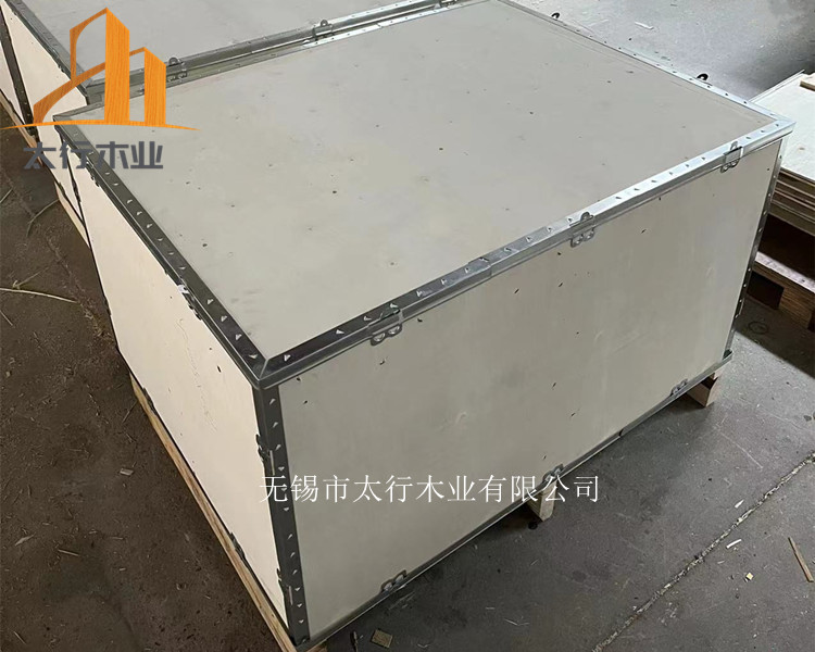 鋼帶箱.jpg 鋼帶箱.jpg